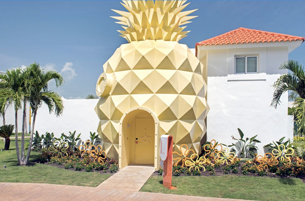 How to style your property to sell like a pro, like a pineapple